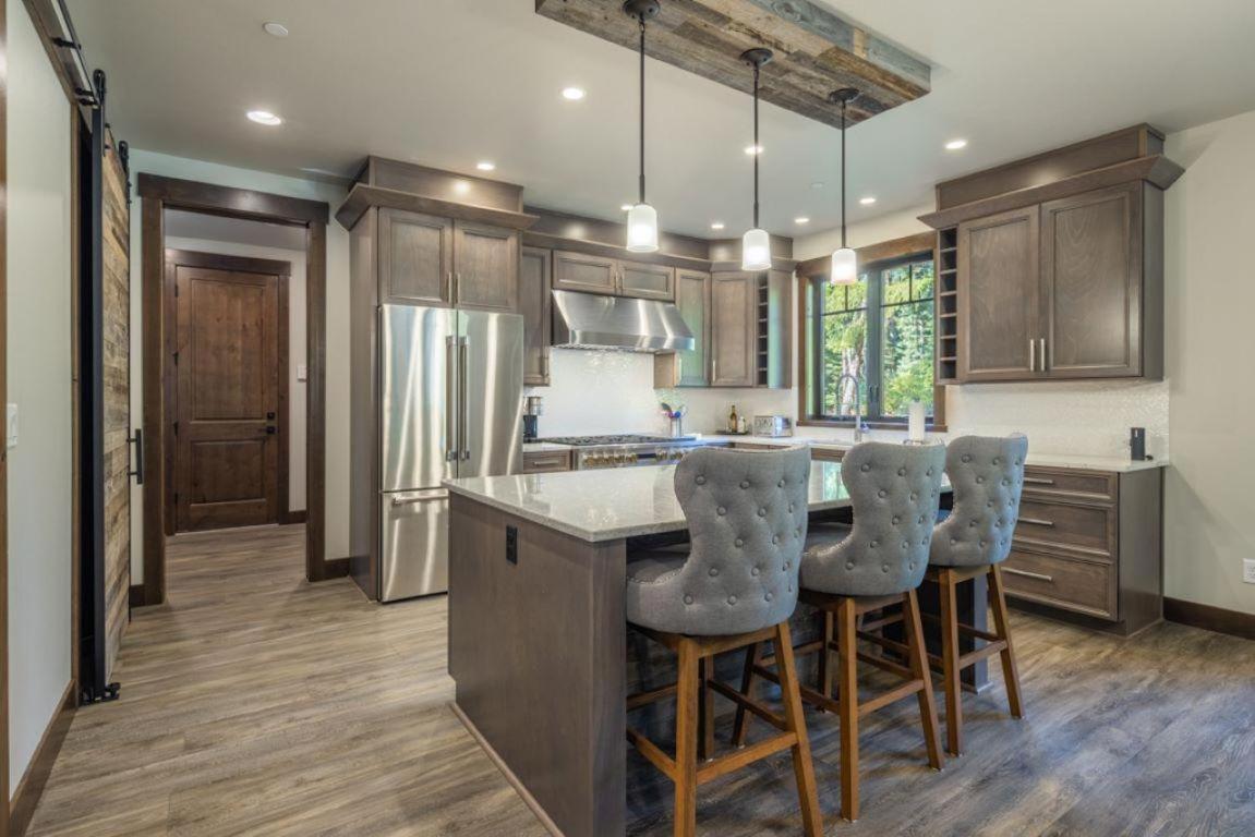 Suncadia 4 Bdrm Home Beautiful Floor To Ceiling Fireplace เคลเอลลัม ภายนอก รูปภาพ